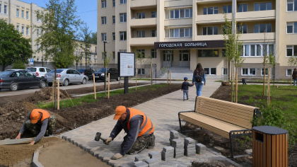 В Саратовской области благоустроили территории уже 10 больниц